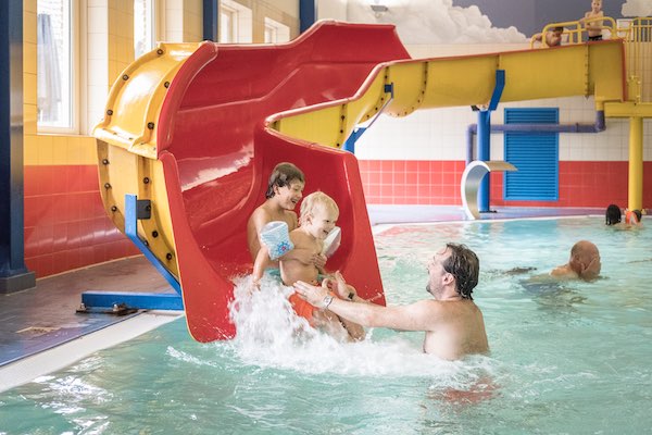 Waterpret in het zwembad