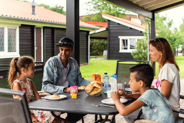 Gezellig samen buiten eten