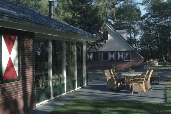 Roompot Bospark Lunsbergen: Ruime tuin