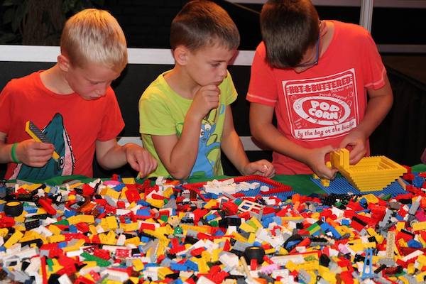 Leef je uit in de LEGO Bouwhoeken