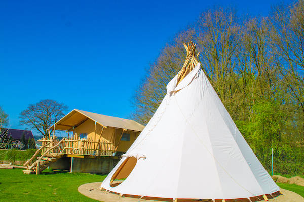 Tipi buiten