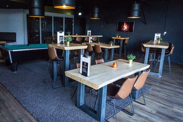Geniet van wat lekkers in het café bij The Circle Veenendaal