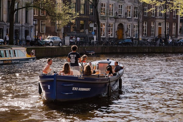 Huur je eigen sloep in Amsterdam