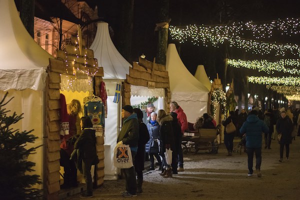 Kerstmarkt Den Haag: Kraampjes kijken