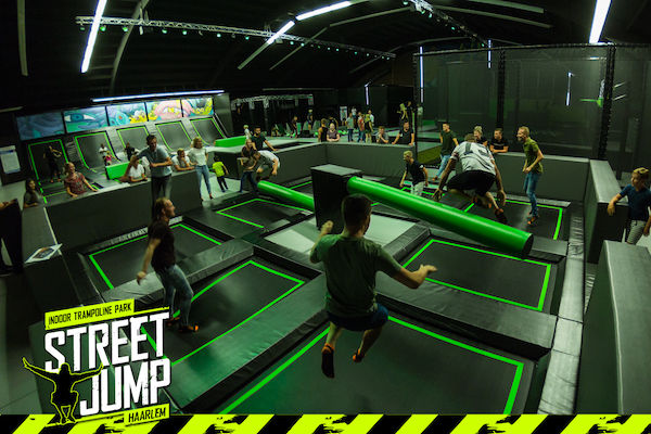 Street Jump Haarlem: Blijf als laatste staan op de jump carrousel