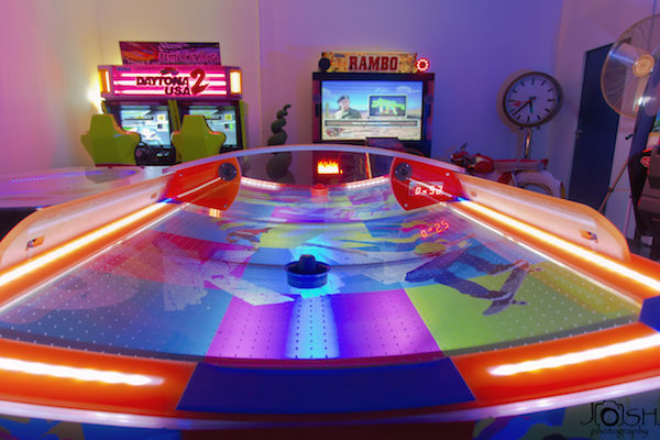 Speel op de nieuwste Airhockey tafel