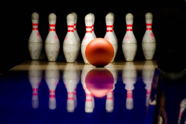 Bally's Bar Grill & Bowling in Rijswijk