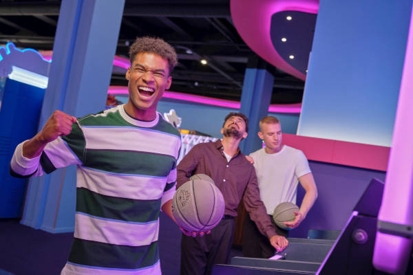 Gamestate Amsterdam: Win jij een potje basketbal?