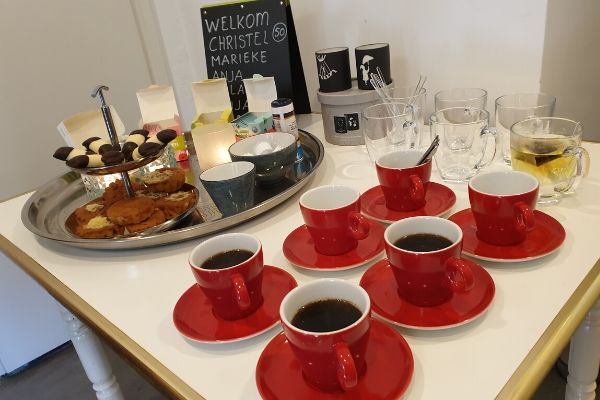 Workshop zilveren sieraad maken: Koffie, thee en lekkernijen tijdens de workshop