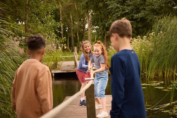 Spelen met vrienden en vriendinnen