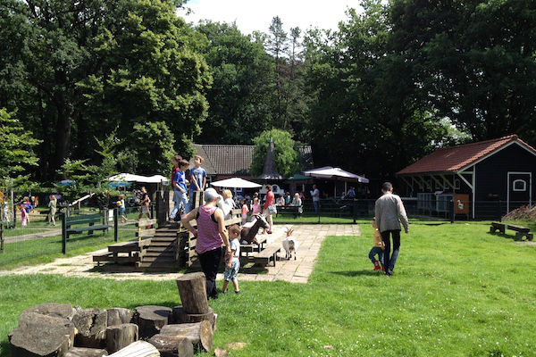 Kasteel Kinderboerderij: Een leuk uitje voor jong en oud