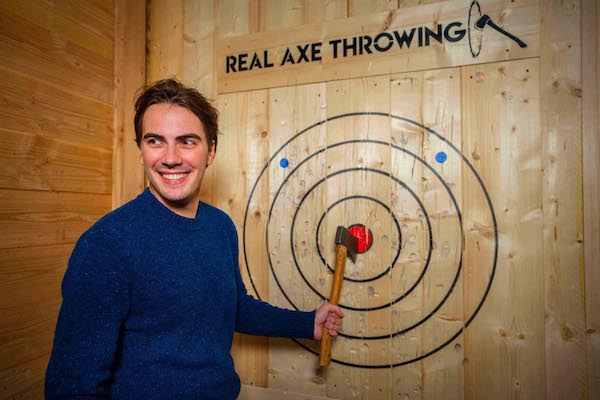 Real axe throwing