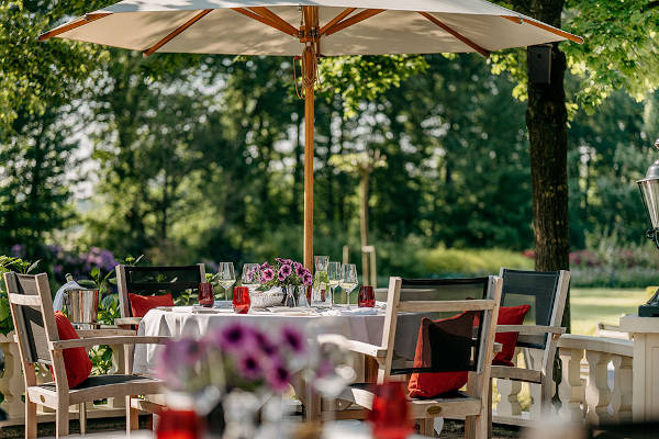 Parkhotel de Wiemsel: Terras