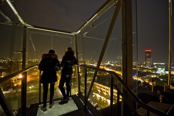 Kijk uit over de stad