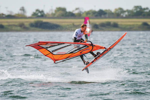 Zeil- & Surfcentrum Brouwersdam: Windsurfen