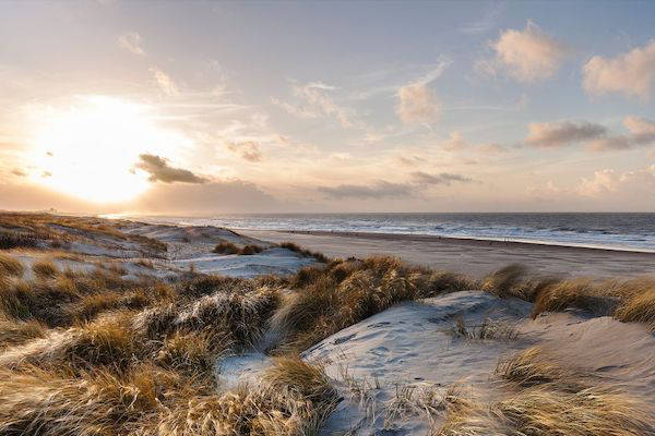 Het uitzicht van het strand