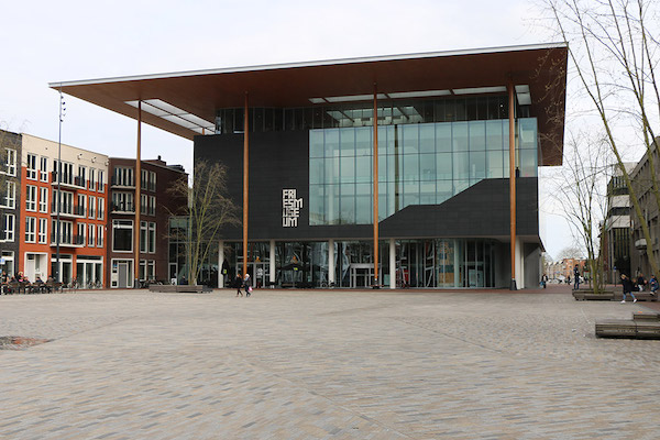 Bezoek een museum in de omgeving