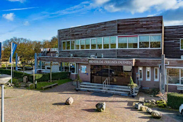 Fletcher Hotel De Zeegser Duinen