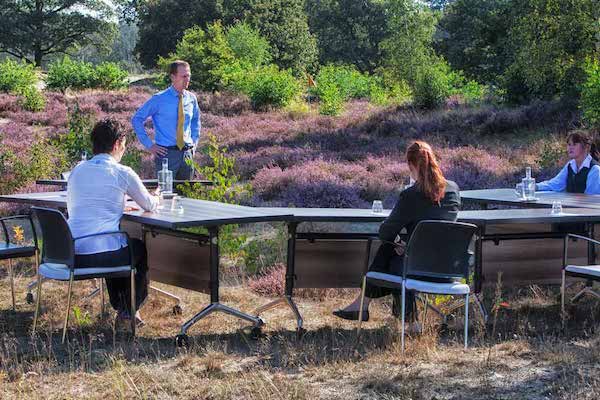 Fletcher Hotel De Zeegser Duinen: Buiten eten