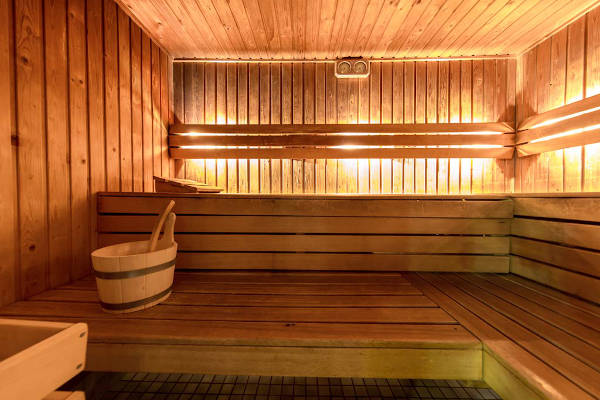 Ontspan in de hete sauna