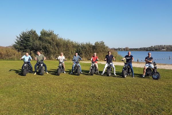 E-chopper tour Noordwijk: Vrijgezellenfeest