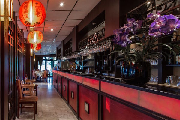 De Gouden Wok: Bar