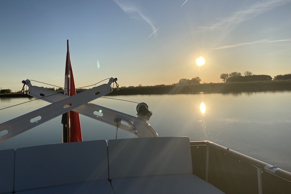 Le Pecheur Vaartochten: Zonsondergang