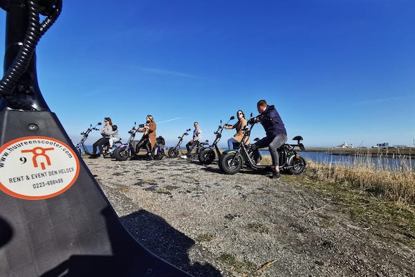 Rent & Event Den Helder: Groepsuitje scooter rijden
