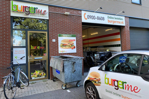 BurgerMe Leiderdorp: Gevel en entree