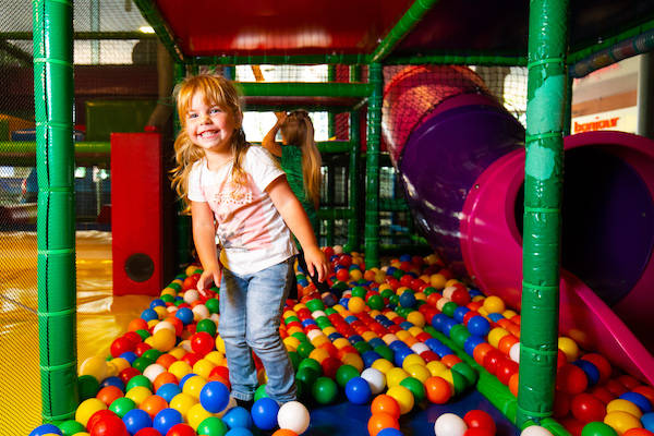 Spelen in de ballenbak