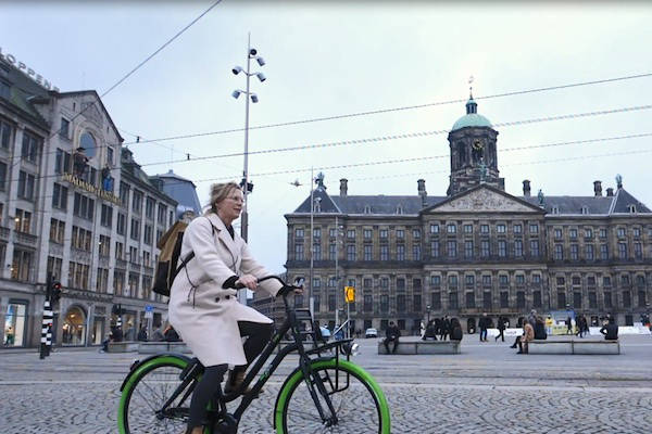 MOBIAN Amsterdam Park & Bike: Fietsen langs de Dam