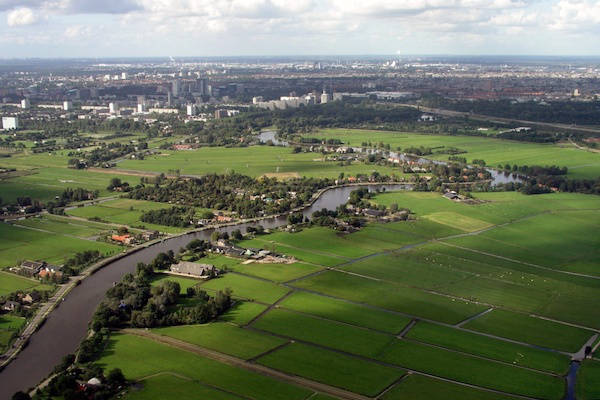 Luchtfoto Oudekerk aan de Amstel