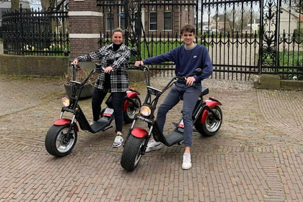  Amstelland Fun e-choppers : Poseren