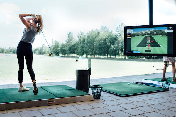 Toptracer Golf Game: Zover mogelijk proberen te slaan