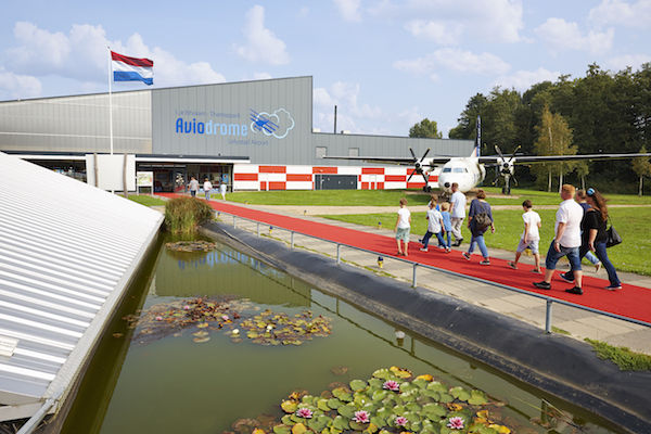 Beleef een dag vol vliegtuigactie voor jong en oud