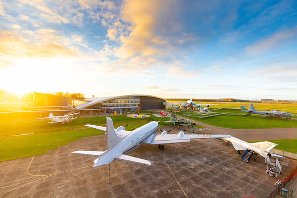 Luchtvaartmuseum aviodrome overzicht park