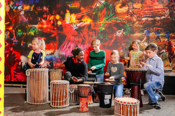 Wereldpaviljoen Steyl: Muziek maken