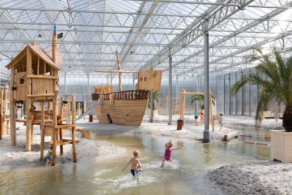 Oostappen Vakantiepark Brugse Heide: Indoor zwembad