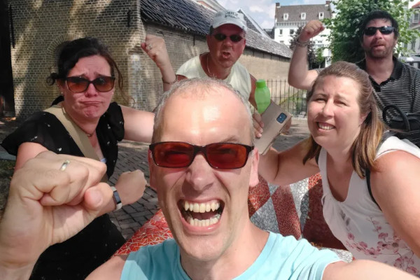 Qula City Trail Roosendaal: Juichend op de foto