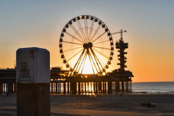 Qula City Trail Scheveningen: Reuzenrad met zonsondergang