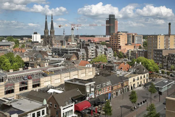 Qula City Trail Tilburg: Tilburg vanuit de lucht