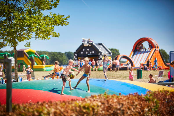 Zomer in de speeltuin