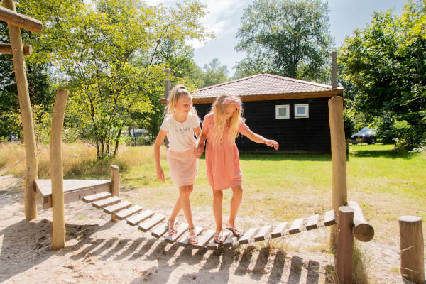 RCN de Noordster: Kinderen in de speeltuin