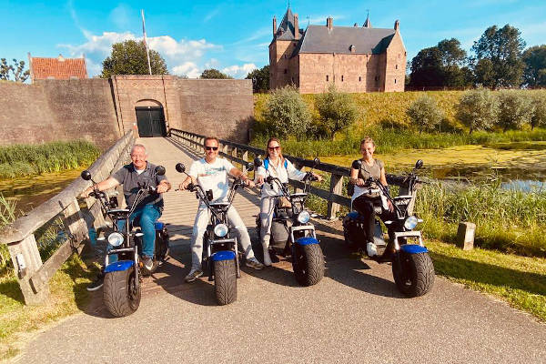 E-Chopper tour bij kasteel