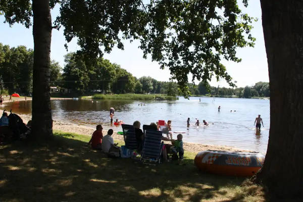 Camping Break Out Grunopark: Meer met strandje