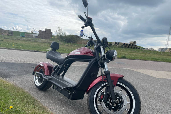 Texel Cruiser scooter verhuur: Scooter