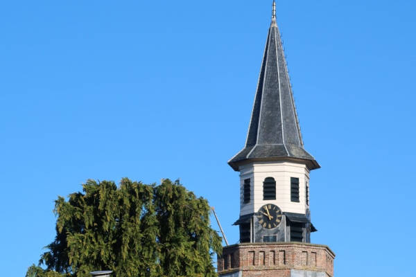 Topje van de kerk