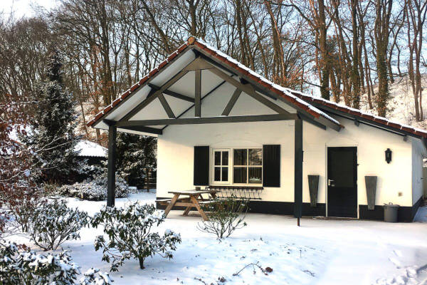 Bungalow in de sneeuw