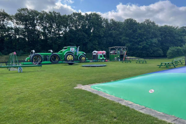 Boerderij Pret: Outdoor speeltuin