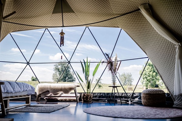 Het interieur van de tent